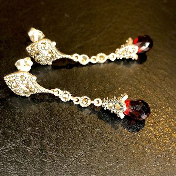 Vintage Faceted Red Garnet & Sterling Silver Marcasite Long Drop Dangle Earrings - Picture 2 of 14